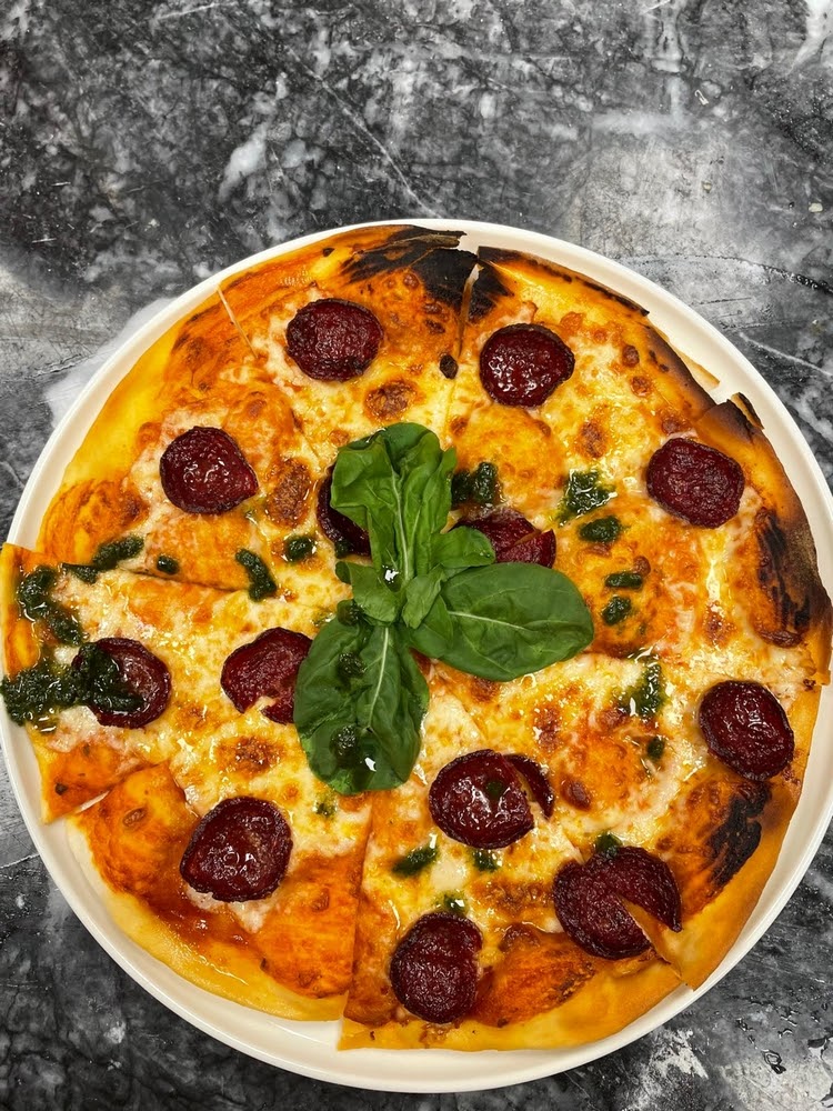 Sucuklu Pizza